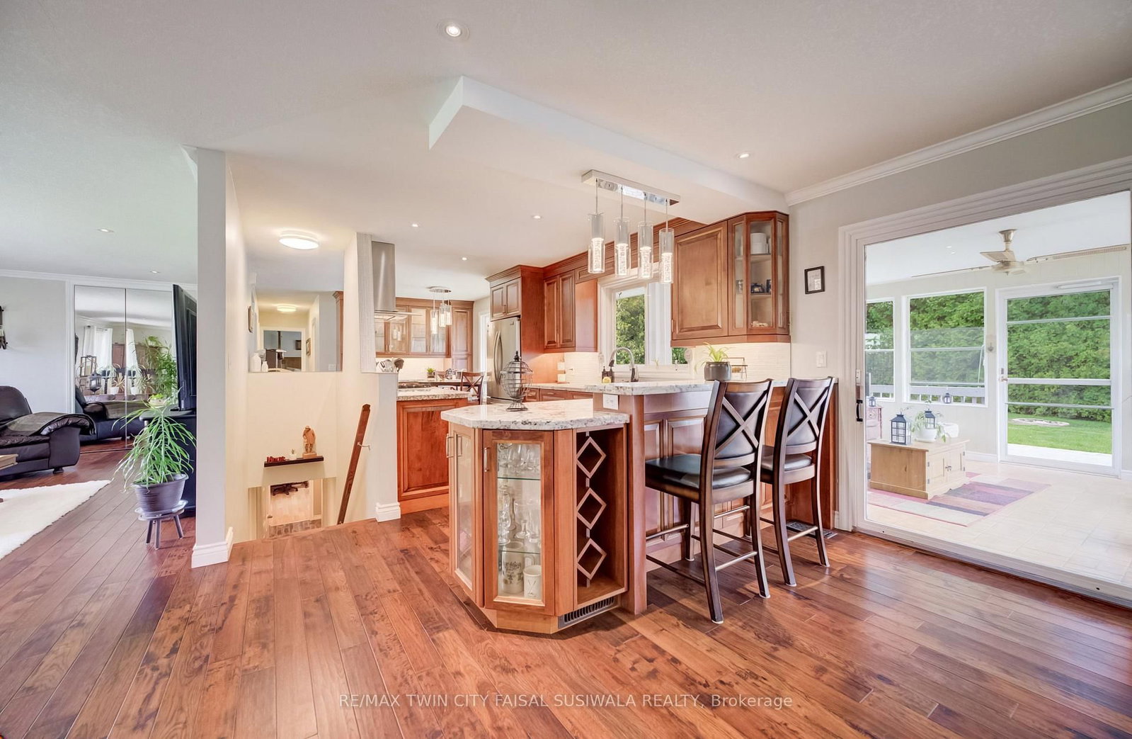 44 Oakwood Drive • Cambridge, ON photo 19