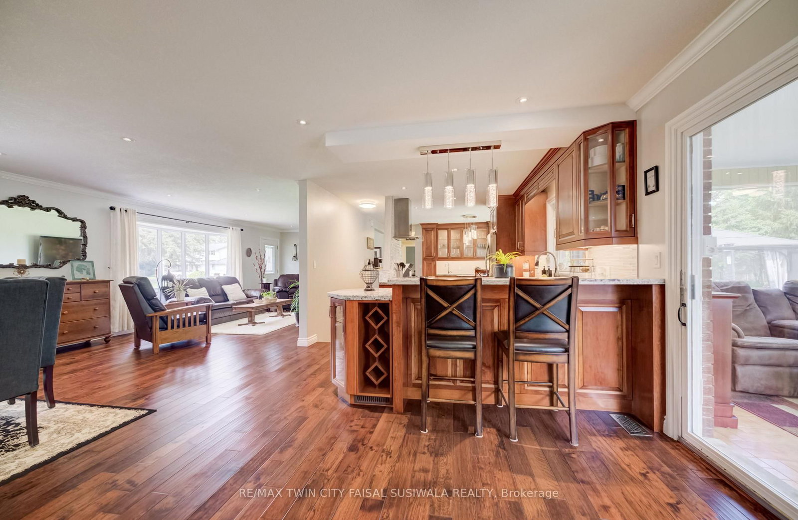 44 Oakwood Drive • Cambridge, ON photo 20
