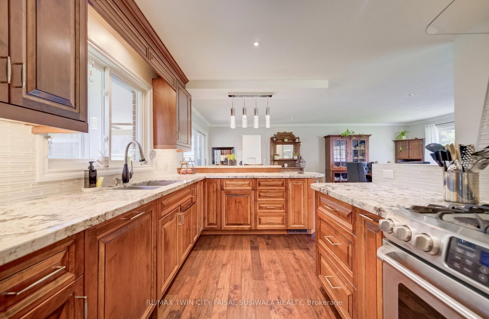 44 Oakwood Drive • Cambridge, ON photo 24
