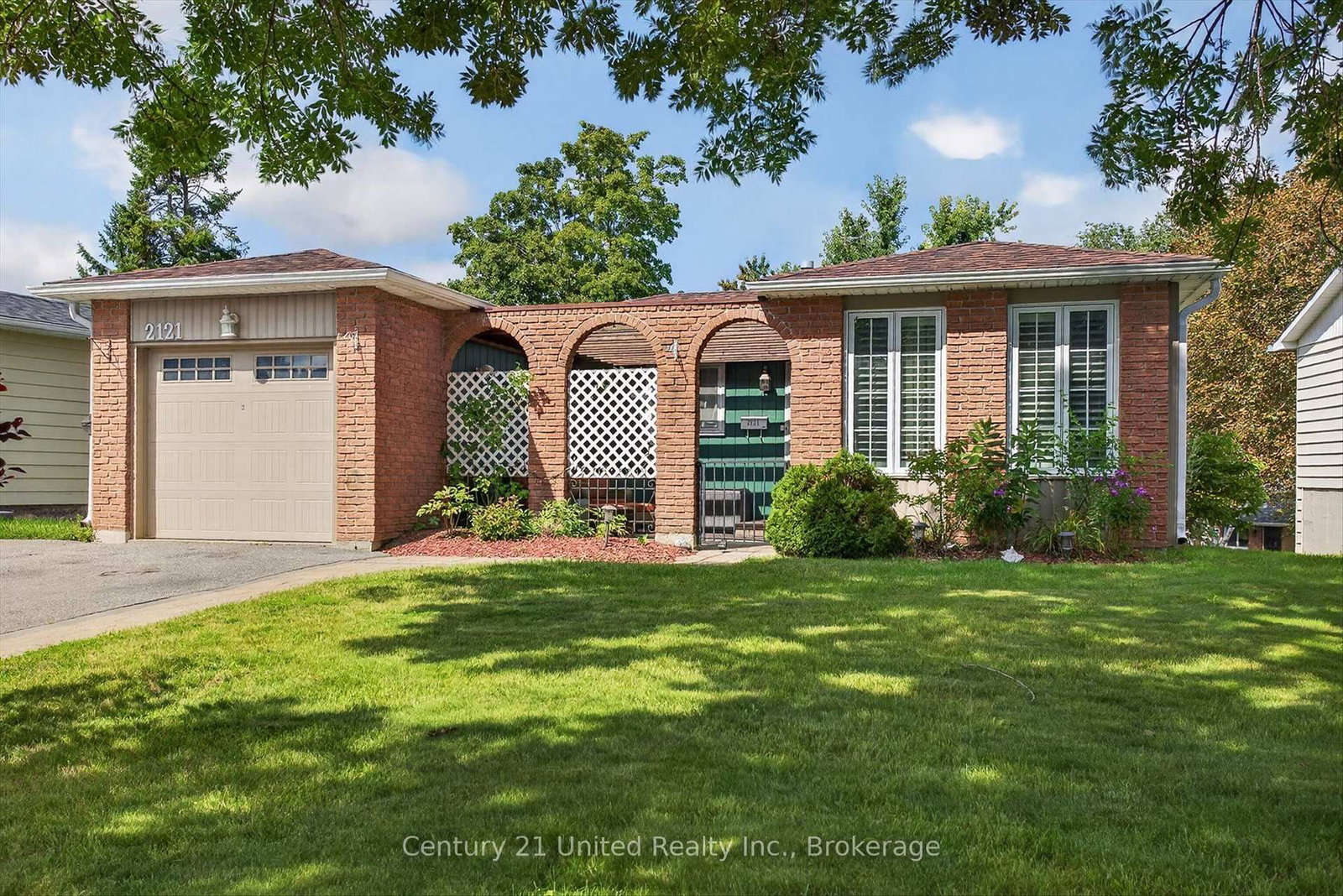 2121 Meadowview Road • Peterborough, ON photo 1