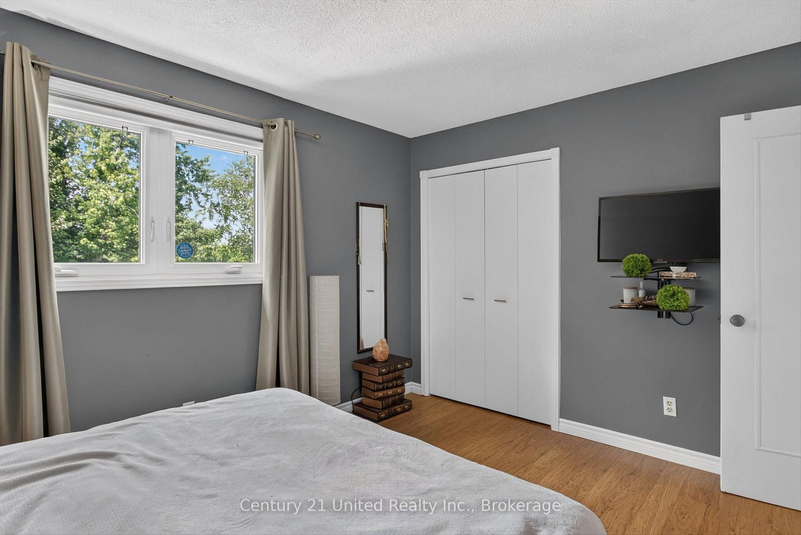 2121 Meadowview Road • Peterborough, ON photo 22