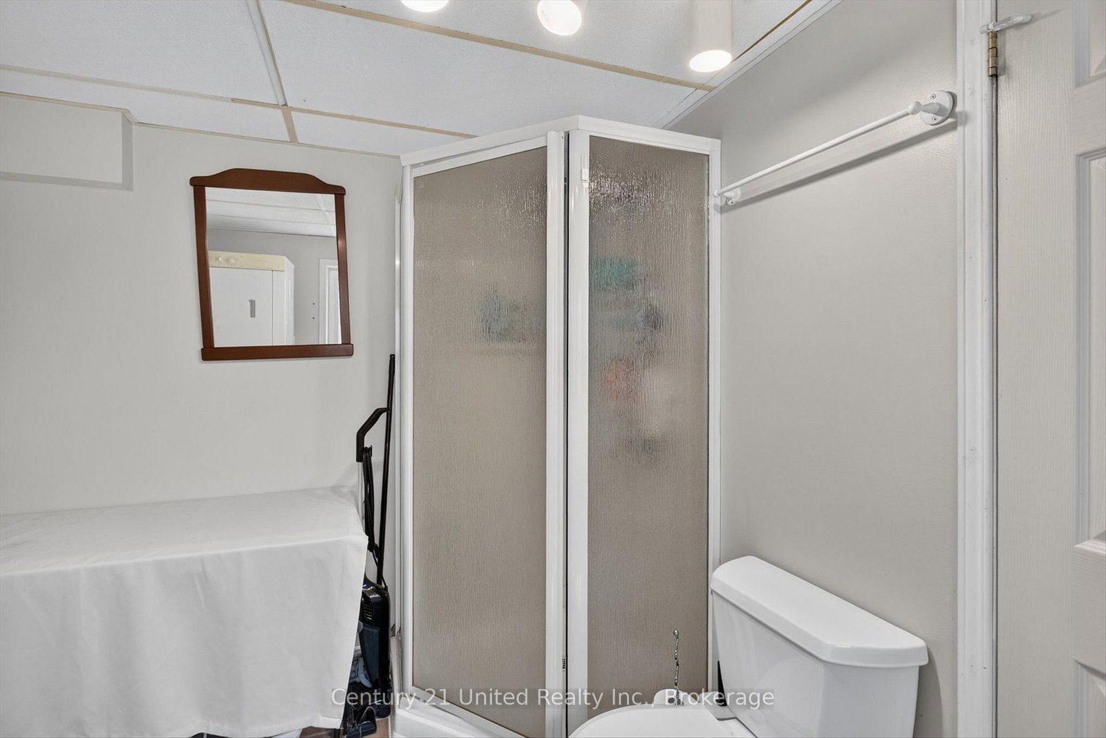 2121 Meadowview Road • Peterborough, ON photo 39