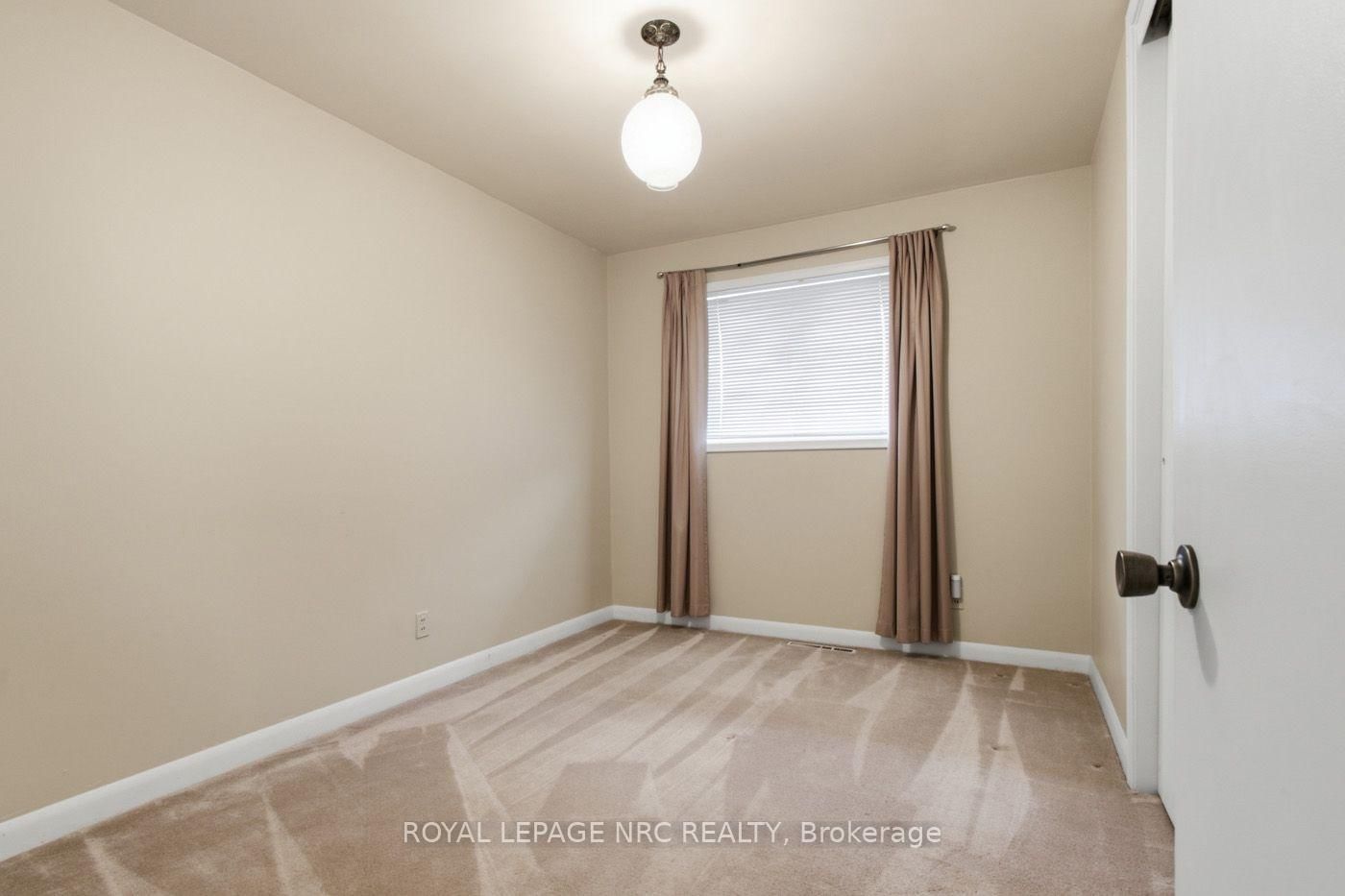 131 Joyce Avenue • Welland, ON photo 12