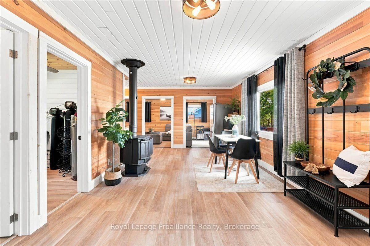 133 Hughes Lane • Tweed, ON photo 5