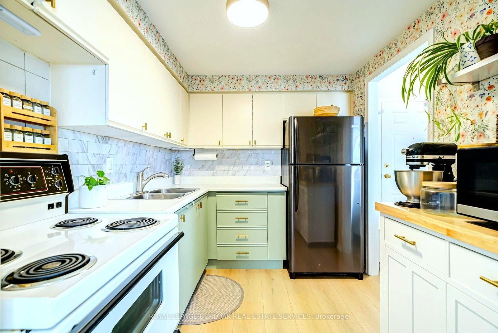 200 Limeridge Road W • #804 • Hamilton, ON photo 6
