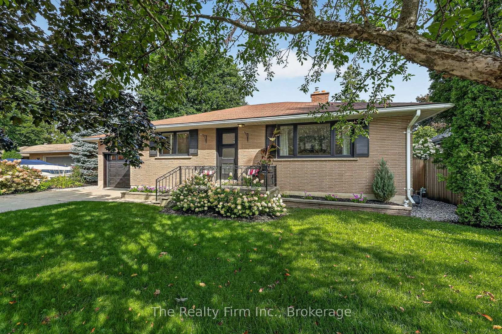 288 Main Street W • Norwich, ON photo 1
