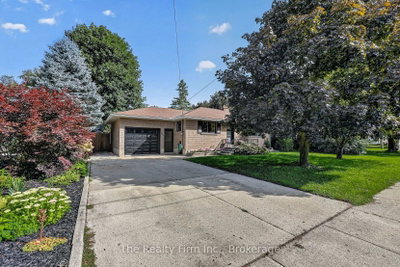 288 Main Street W • Norwich, ON photo 2