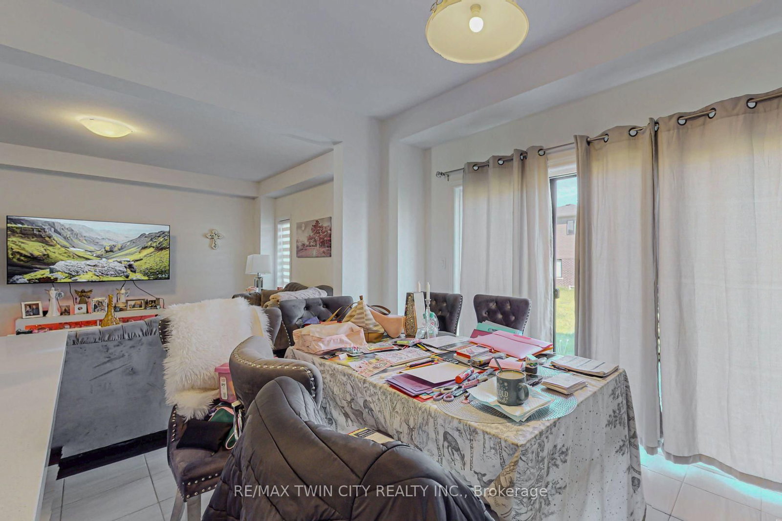 228 Longboat Run • Brantford, ON photo 14