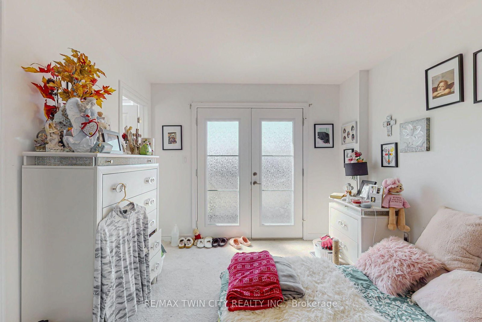 228 Longboat Run • Brantford, ON photo 20