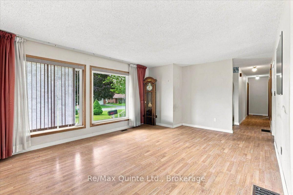 5 Simeon Street • Prince Edward County, ON photo 8