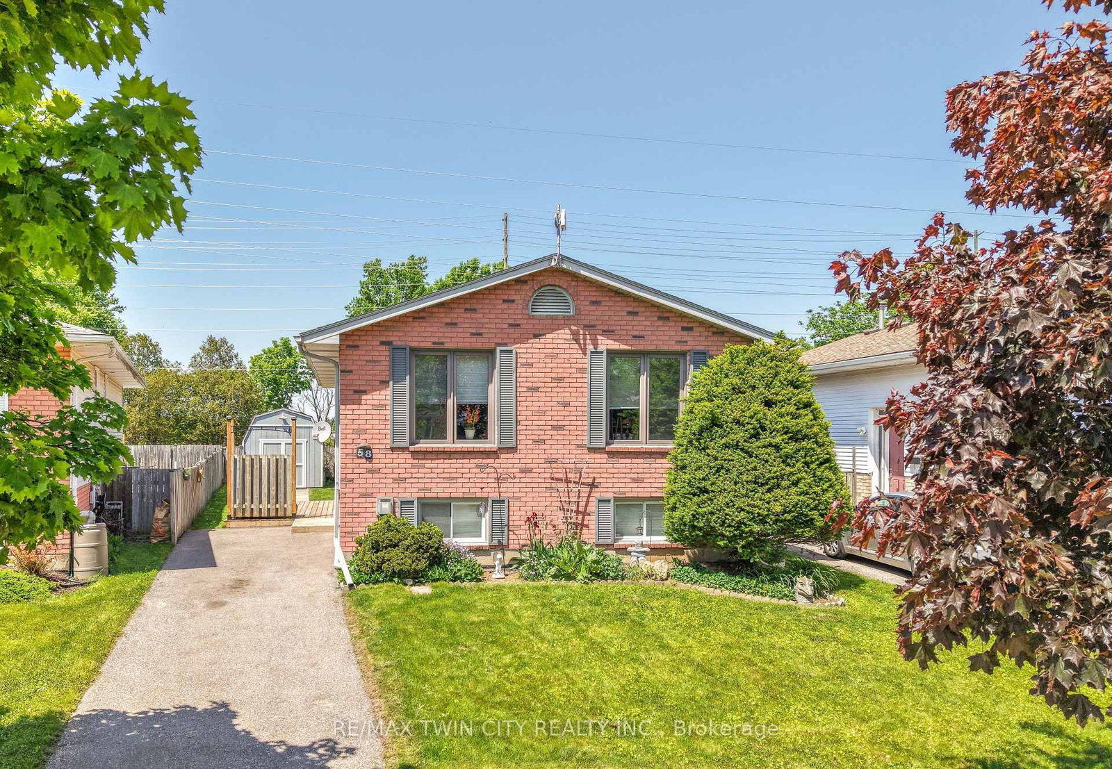 58 Arbor Drive • Brantford, ON photo 1