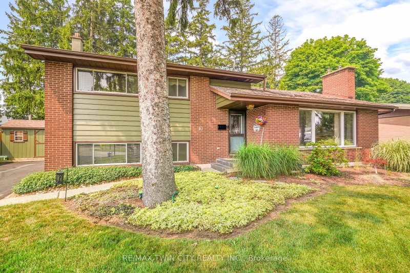 10 Brier Cres photo 4