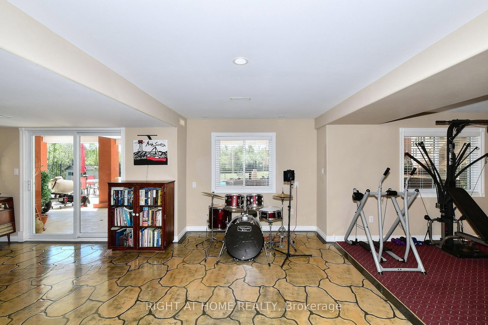 599 Maniece Avenue • Peterborough, ON photo 33