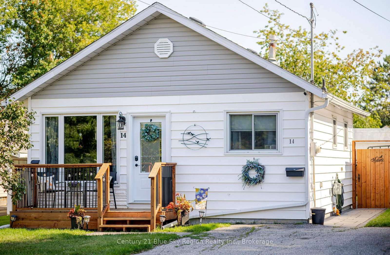 14 MacDonald Avenue W • North Bay, ON photo 1