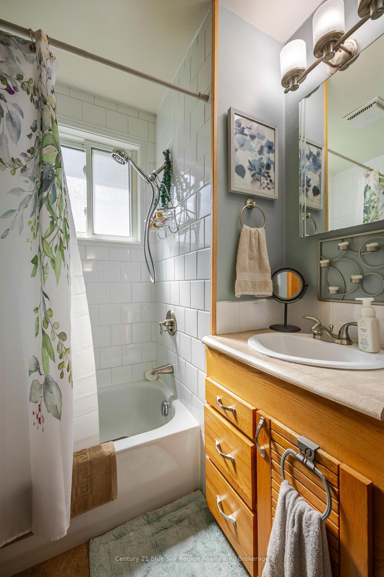 14 MacDonald Avenue W • North Bay, ON photo 11