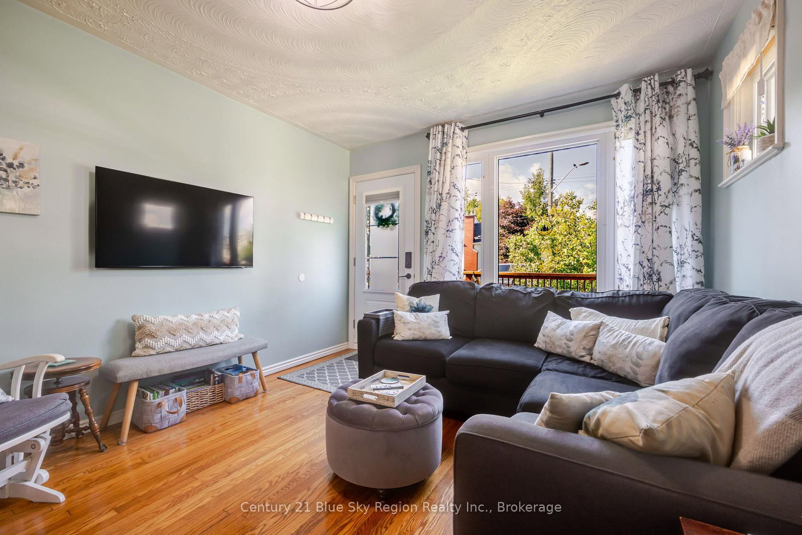 14 MacDonald Avenue W • North Bay, ON photo 5