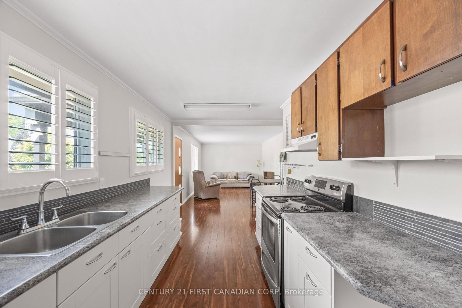 52 Gill Road • Lambton Shores, ON photo 12