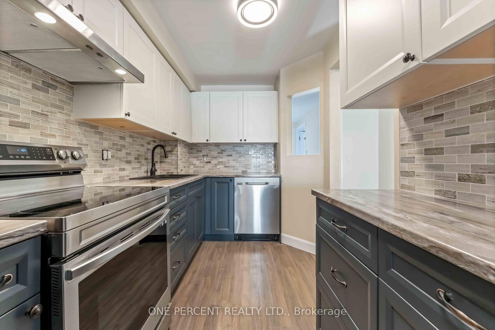 A-6643 Bilberry Dr, Ottawa, view 4