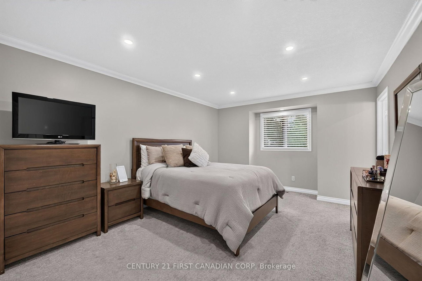 603 Country Club Mews • London South, ON photo 24