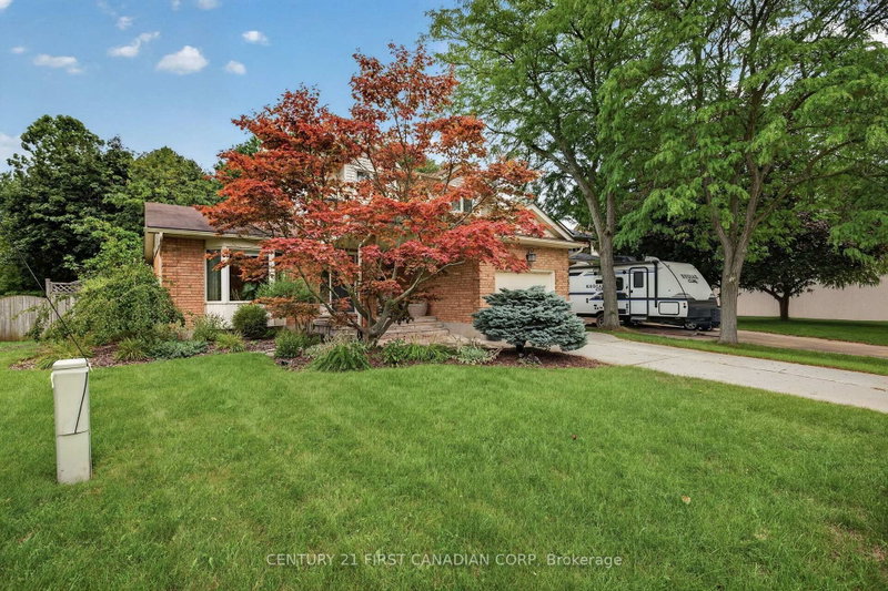 603 Country Club Mews