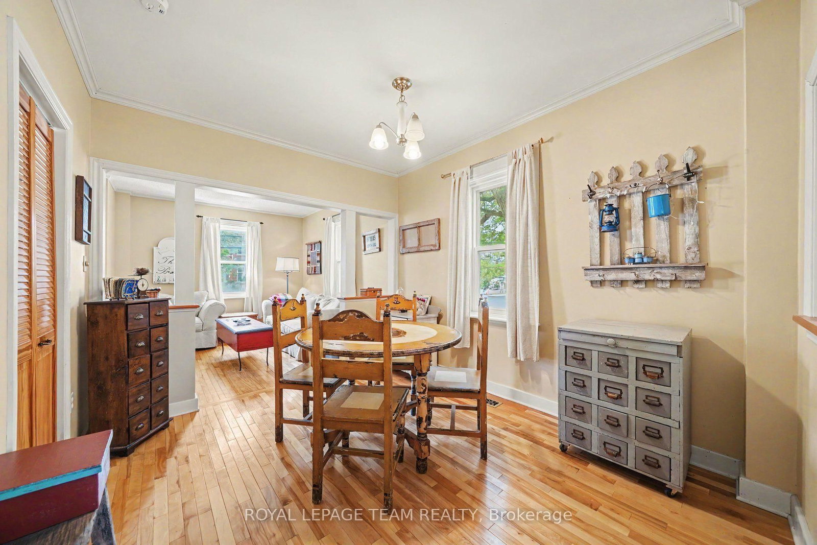 6577 Fourth Line Road • North Gower, ON photo 11