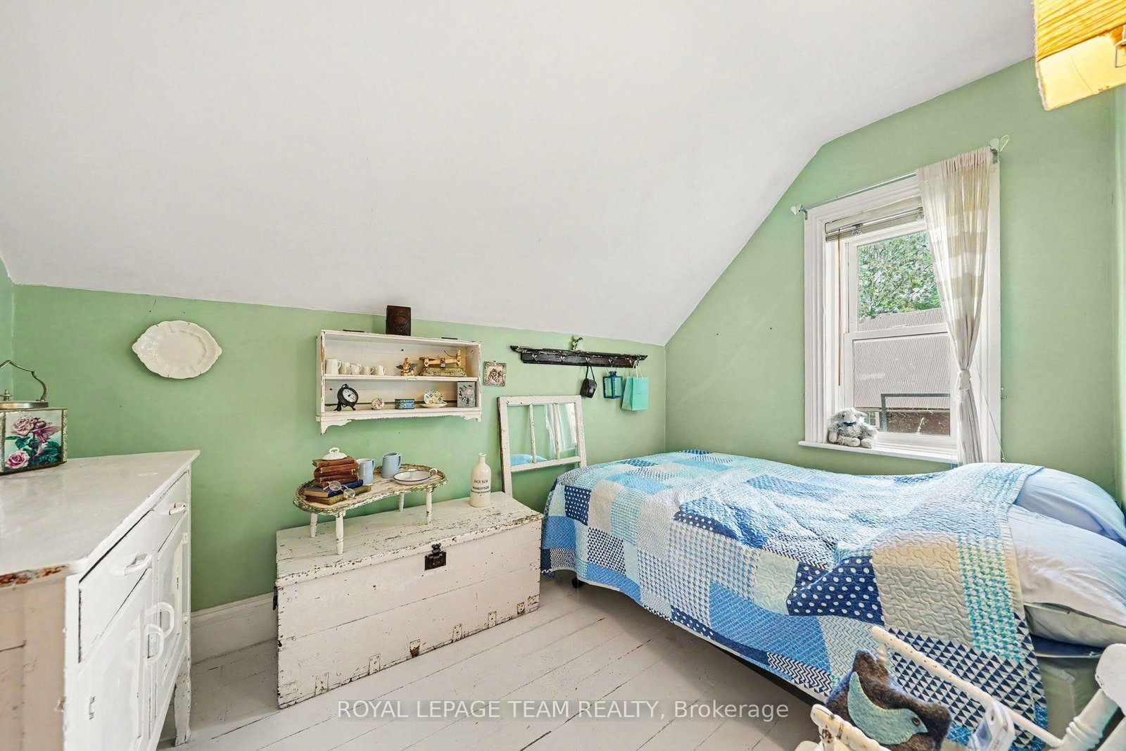 6577 Fourth Line Road • North Gower, ON photo 15