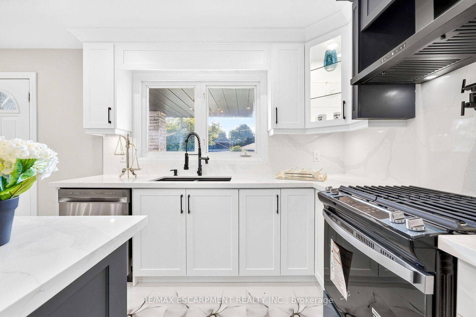 362 Rosseau Road • Hamilton, ON photo 7