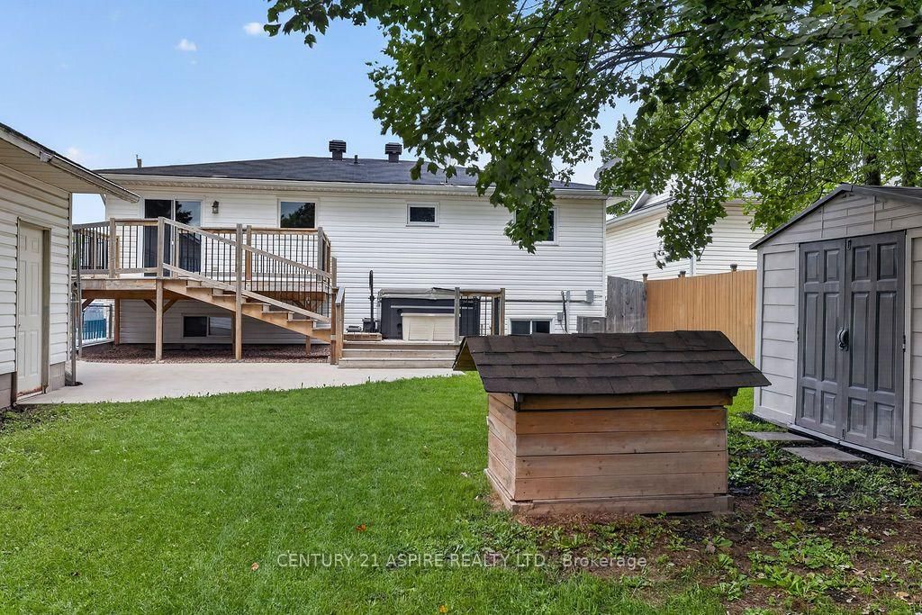 50 Portage Road • Petawawa, ON photo 12