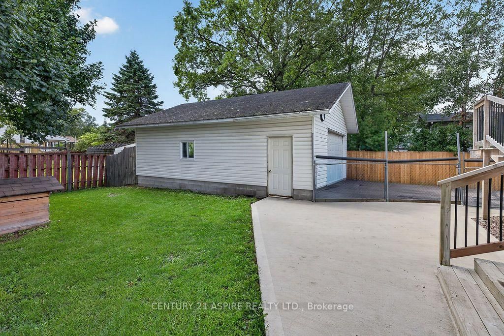 50 Portage Road • Petawawa, ON photo 13
