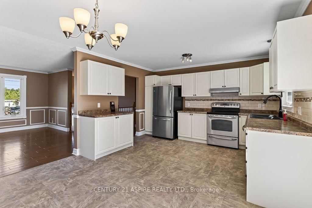 50 Portage Road • Petawawa, ON photo 21