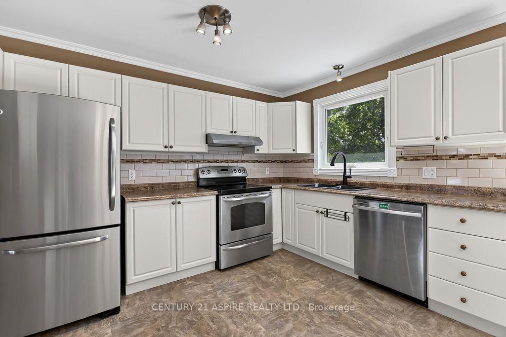 50 Portage Road • Petawawa, ON photo 24