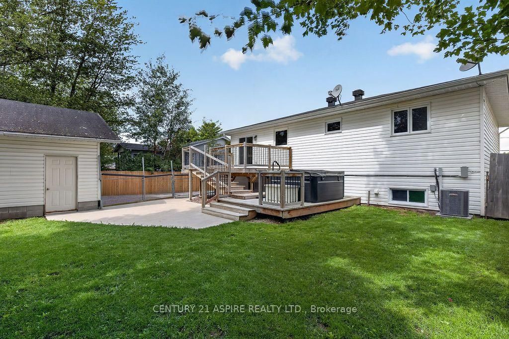 50 Portage Road • Petawawa, ON photo 6