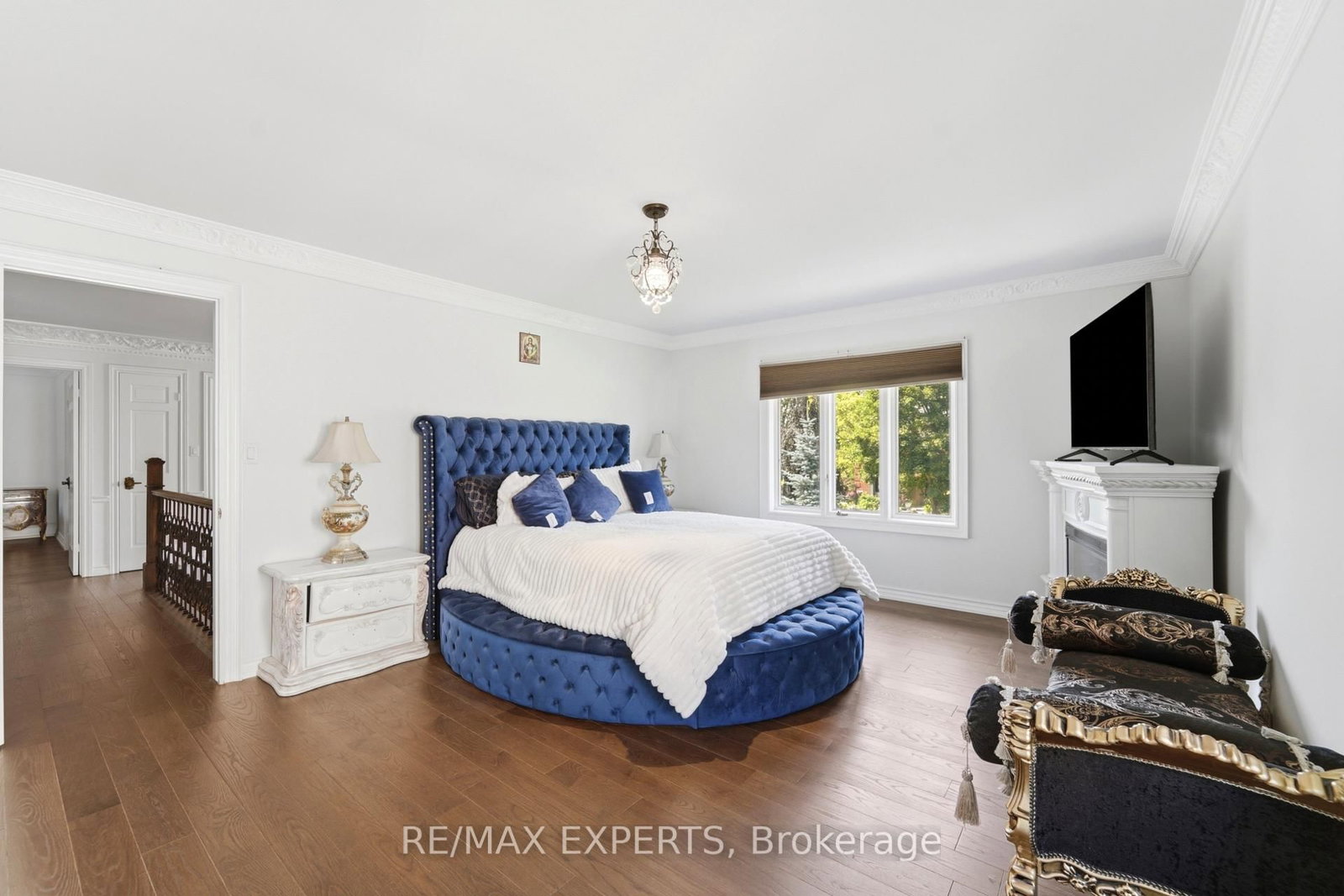 28 Stonegate Drive • Hamilton, ON photo 23