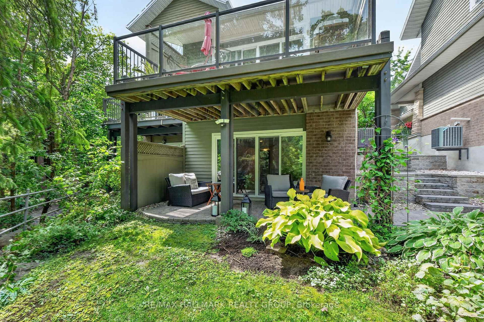 17 Creek's End Lane • Nepean, ON photo 32