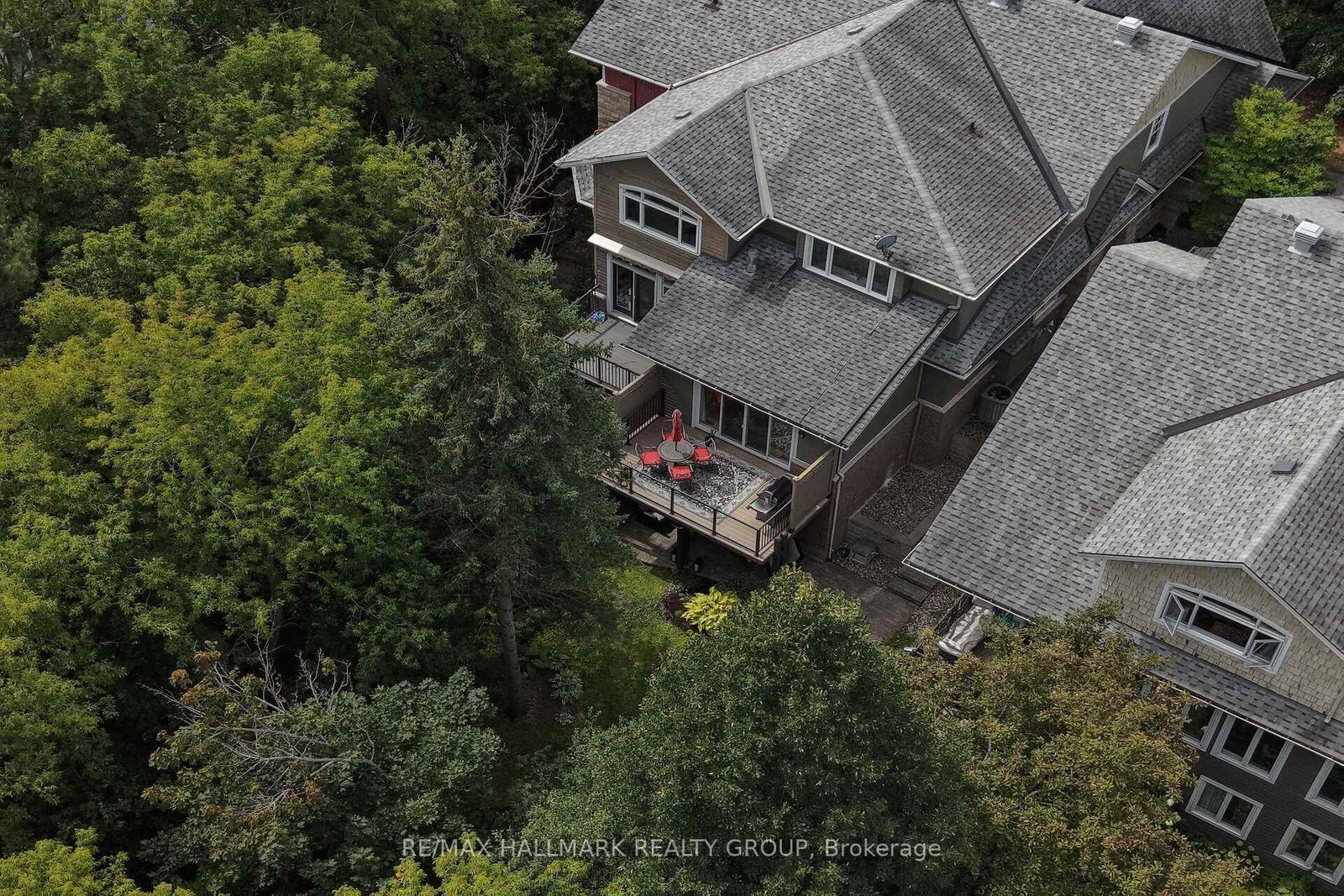 17 Creek's End Lane • Nepean, ON photo 38