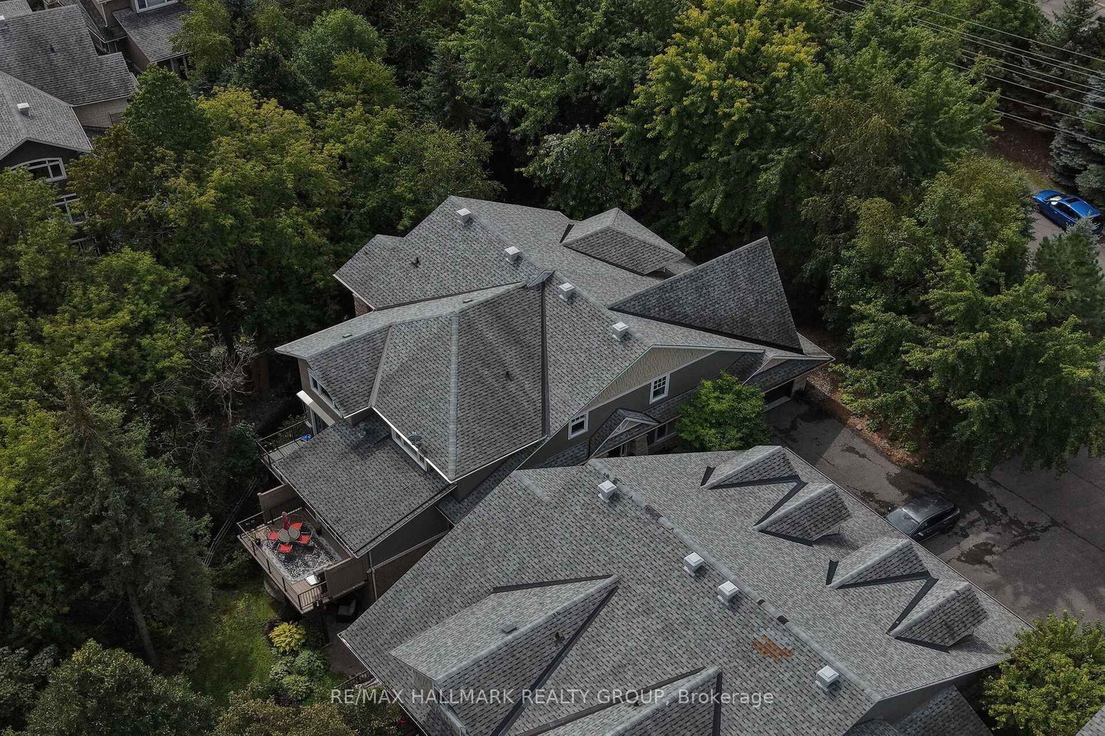 17 Creek's End Lane • Nepean, ON photo 39