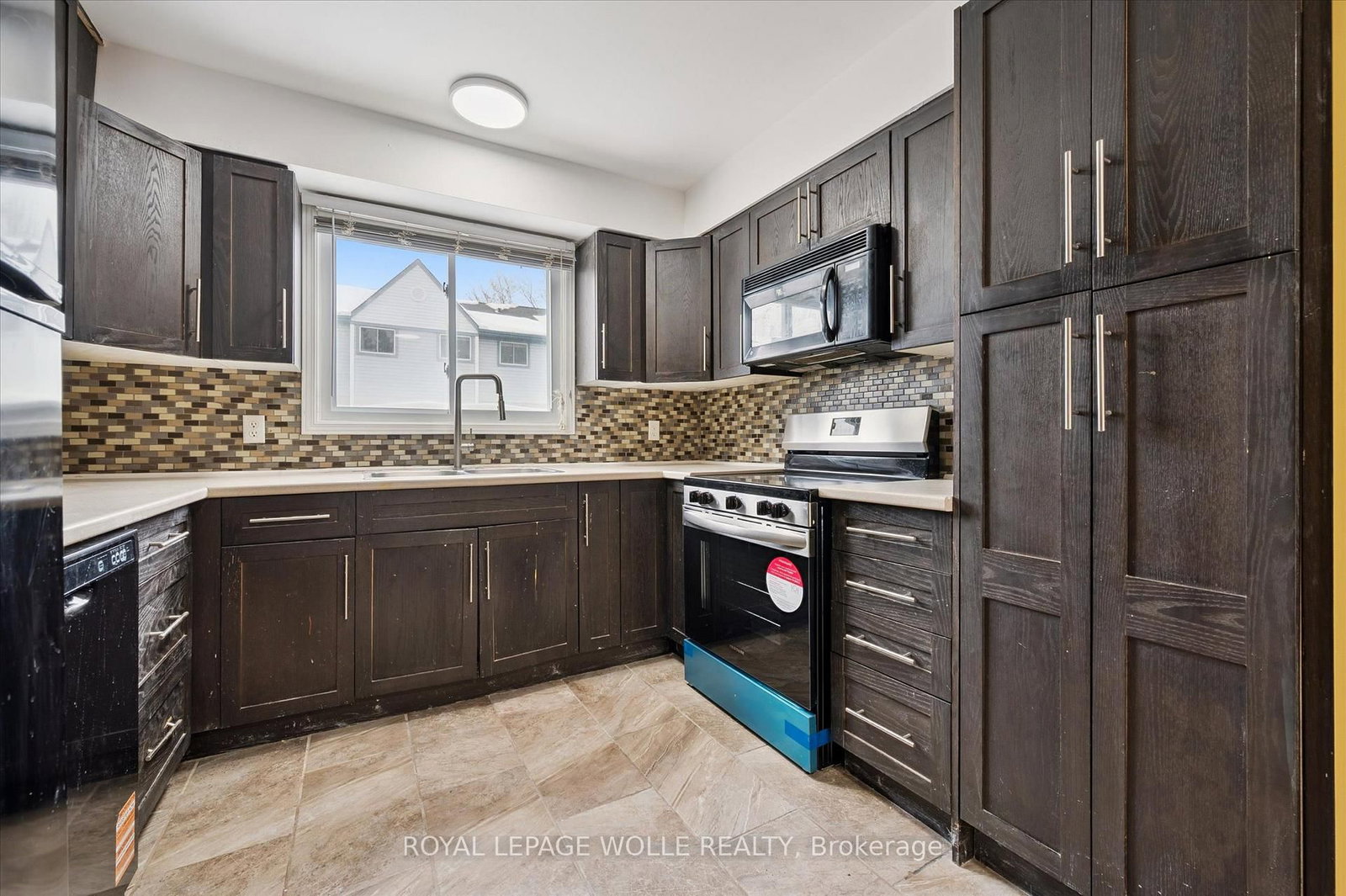 589 Beechwood Drive • #43 • Waterloo, ON photo 14