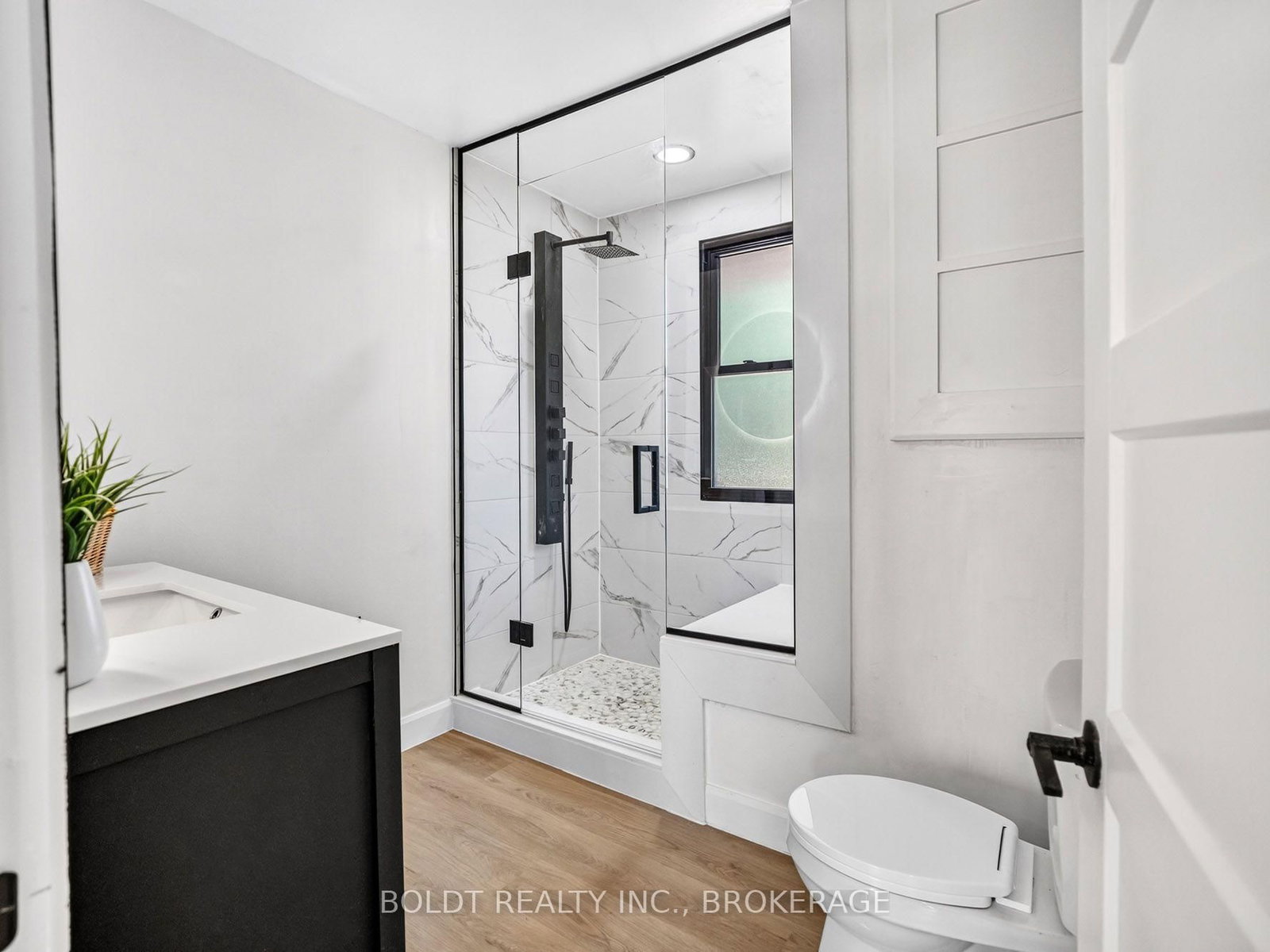 6221 Lyons Creek Road • Niagara Falls, ON photo 16