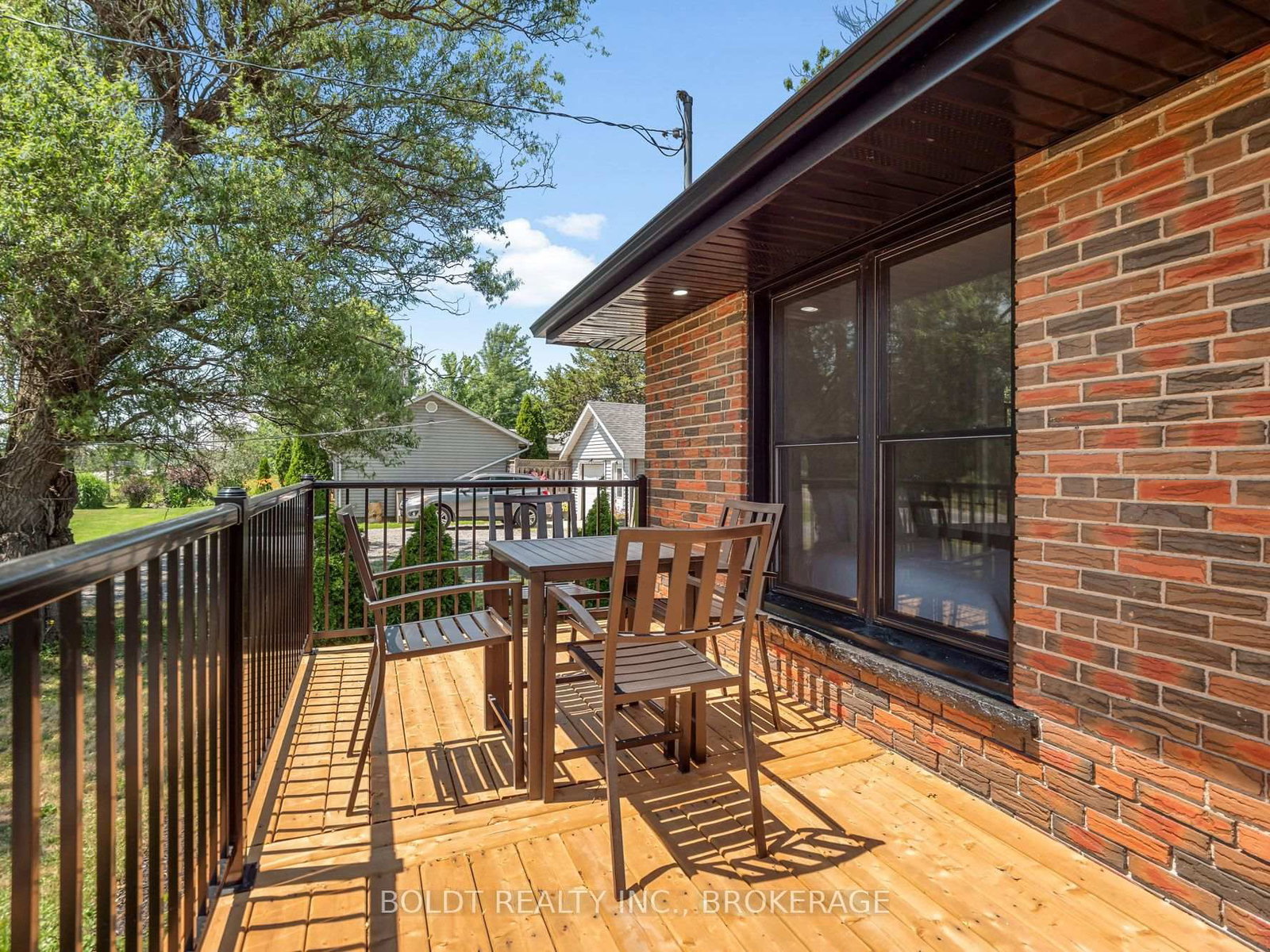 6221 Lyons Creek Road • Niagara Falls, ON photo 4