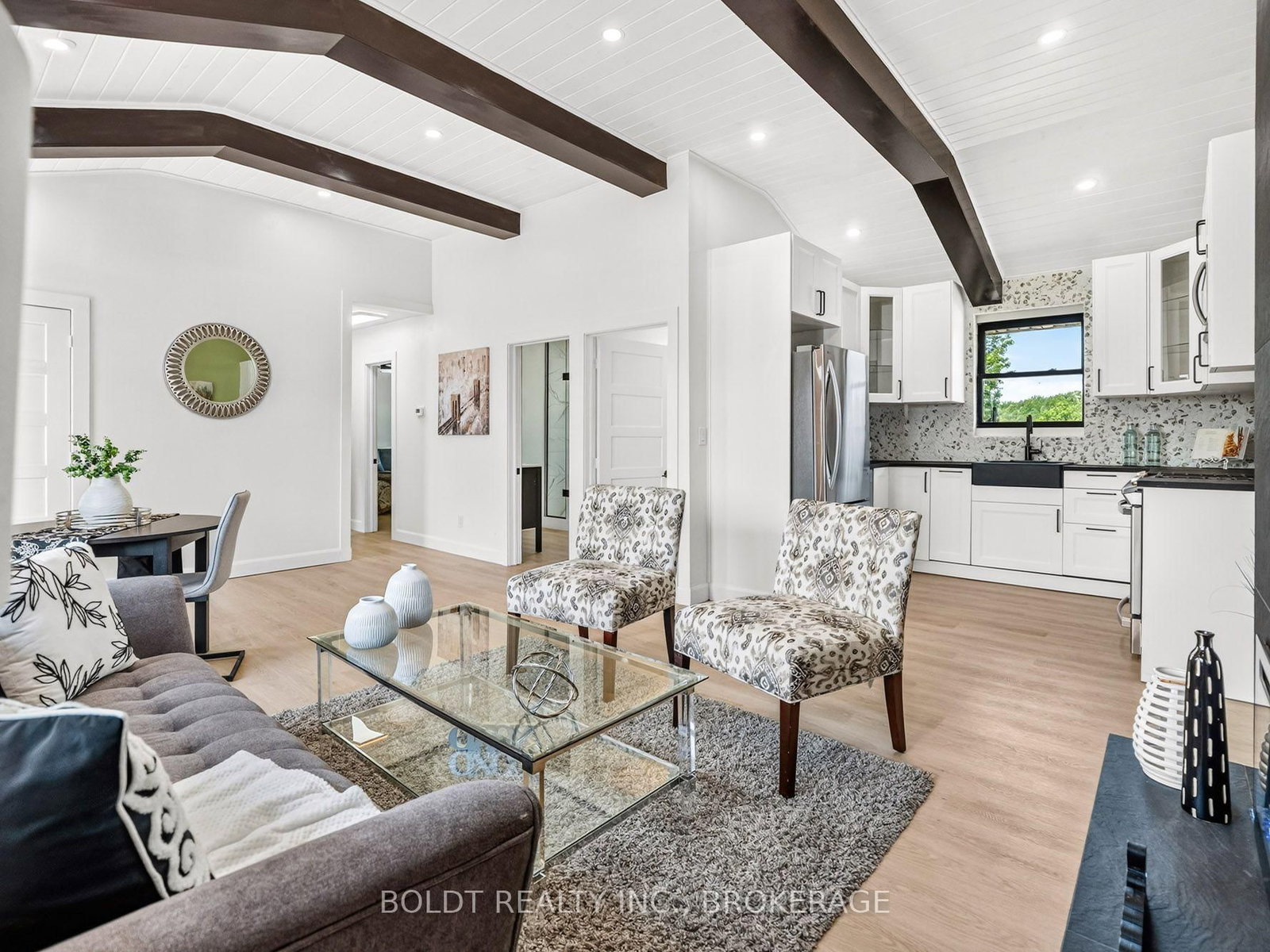6221 Lyons Creek Road • Niagara Falls, ON photo 9