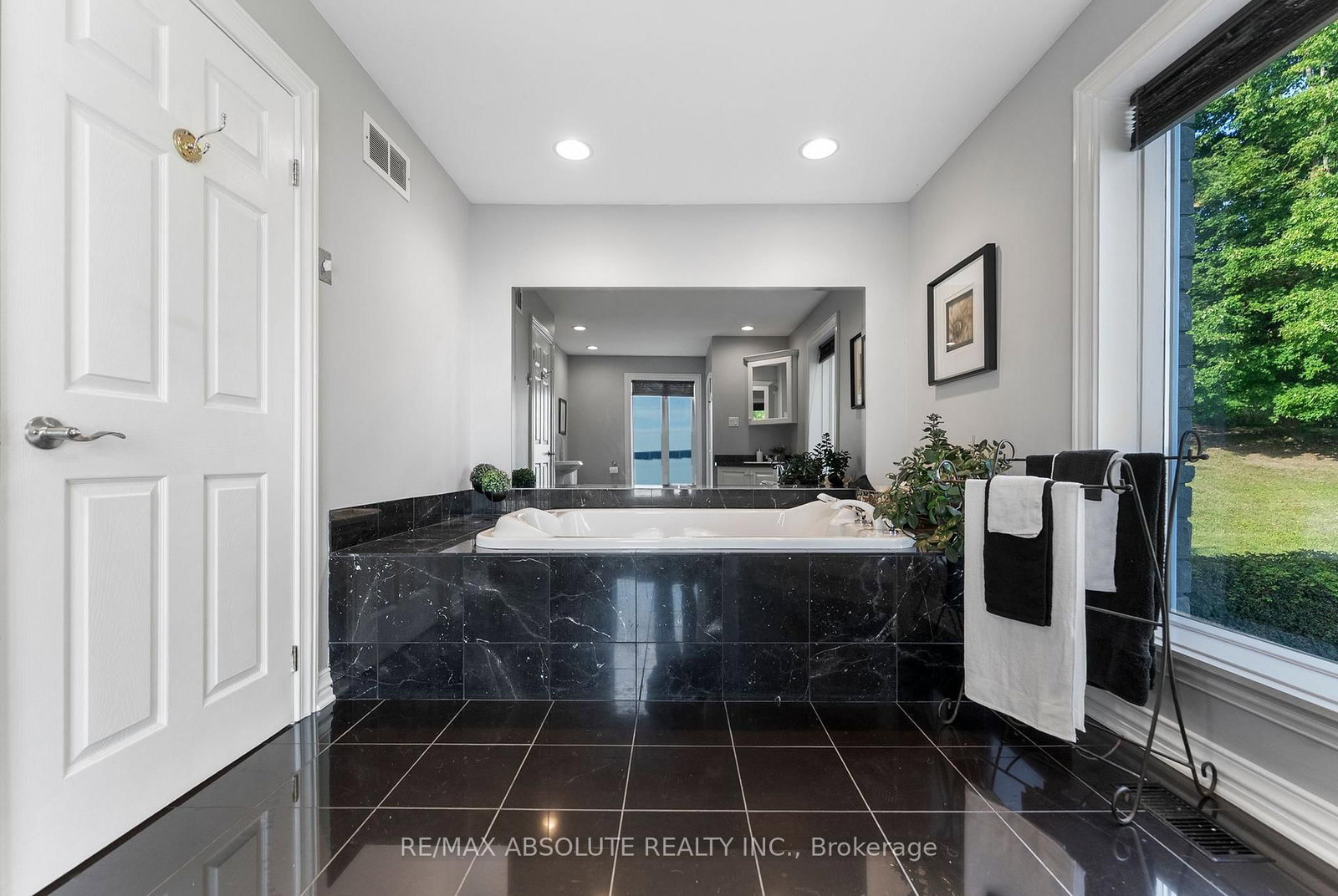1724 River Road • Braeside, ON photo 21