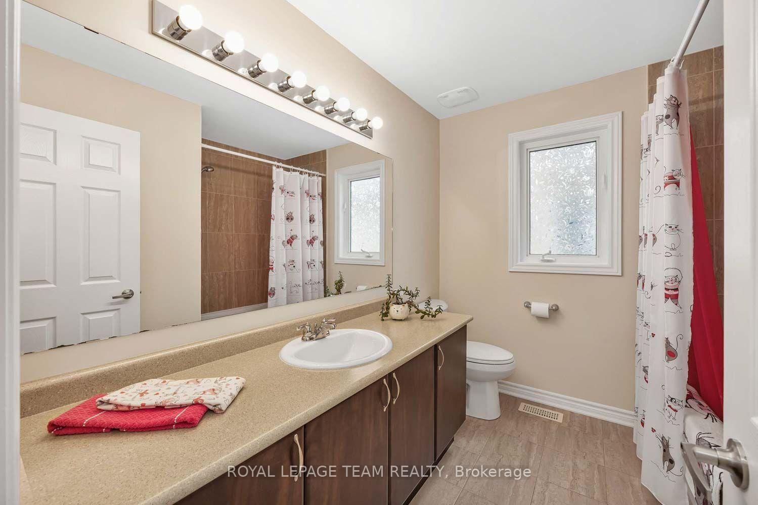 2225 Watercolours Way • Ottawa, ON photo 21
