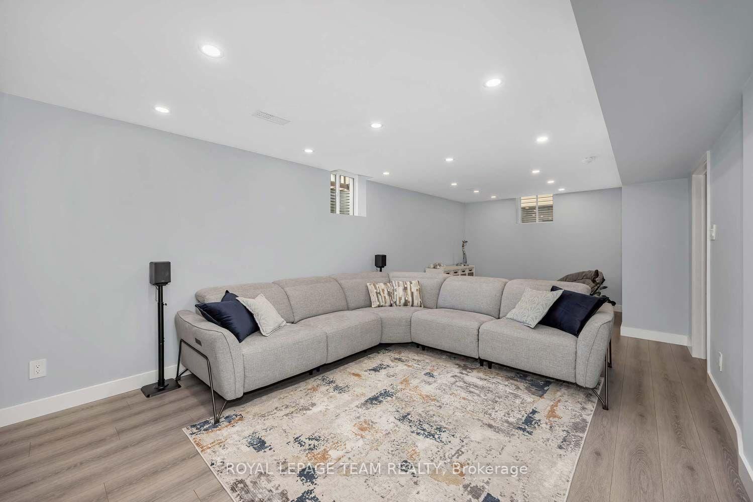 2225 Watercolours Way • Ottawa, ON photo 30