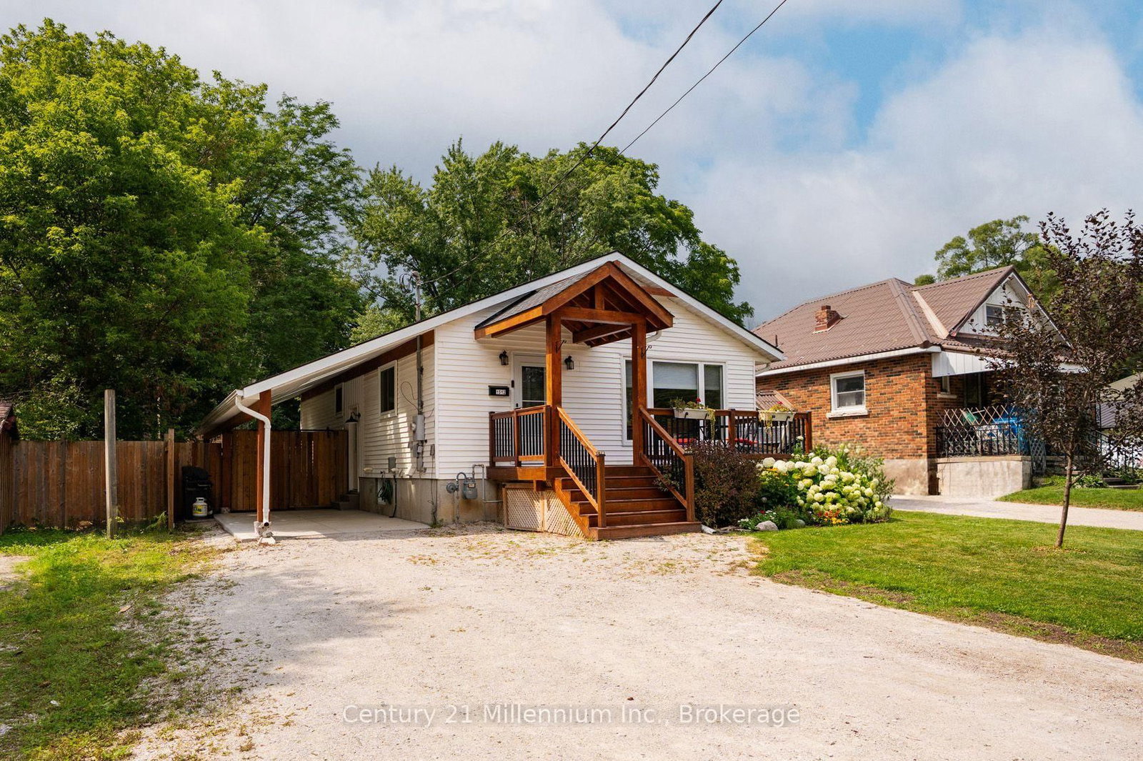 1512 5th Ave A Avenue W • Owen Sound, ON photo 3