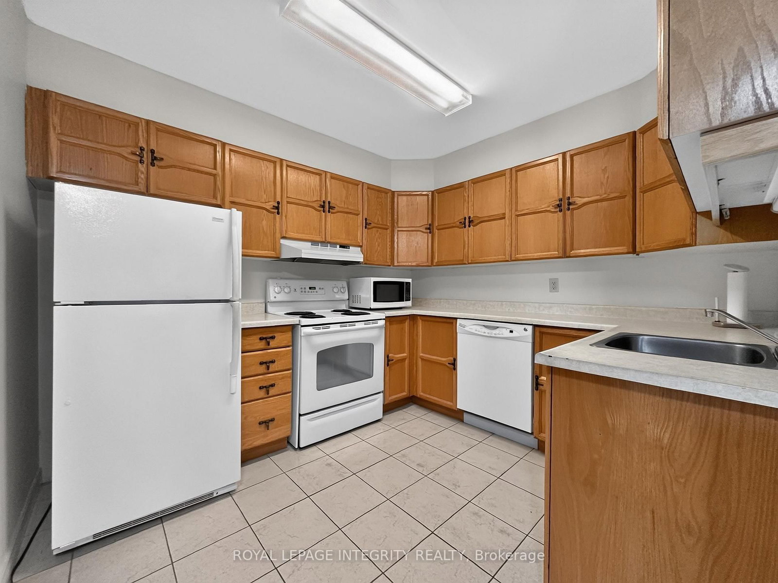 1720 Marsala Crescent • #106 • Orleans, ON photo 14