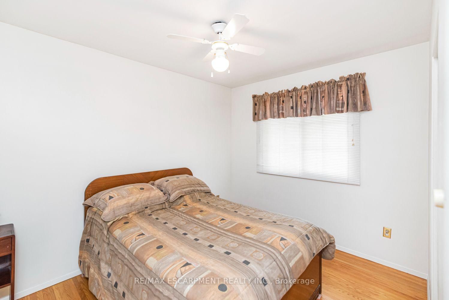 37 Lorne Avenue • Grimsby, ON photo 18