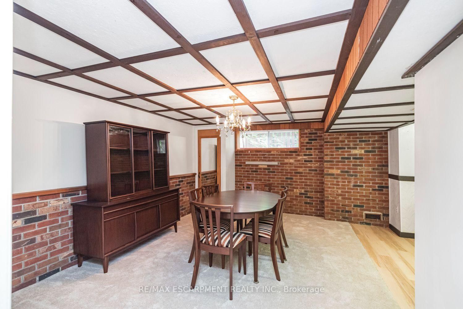 37 Lorne Avenue • Grimsby, ON photo 24