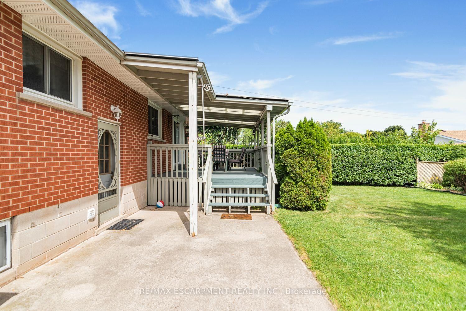 37 Lorne Avenue • Grimsby, ON photo 30