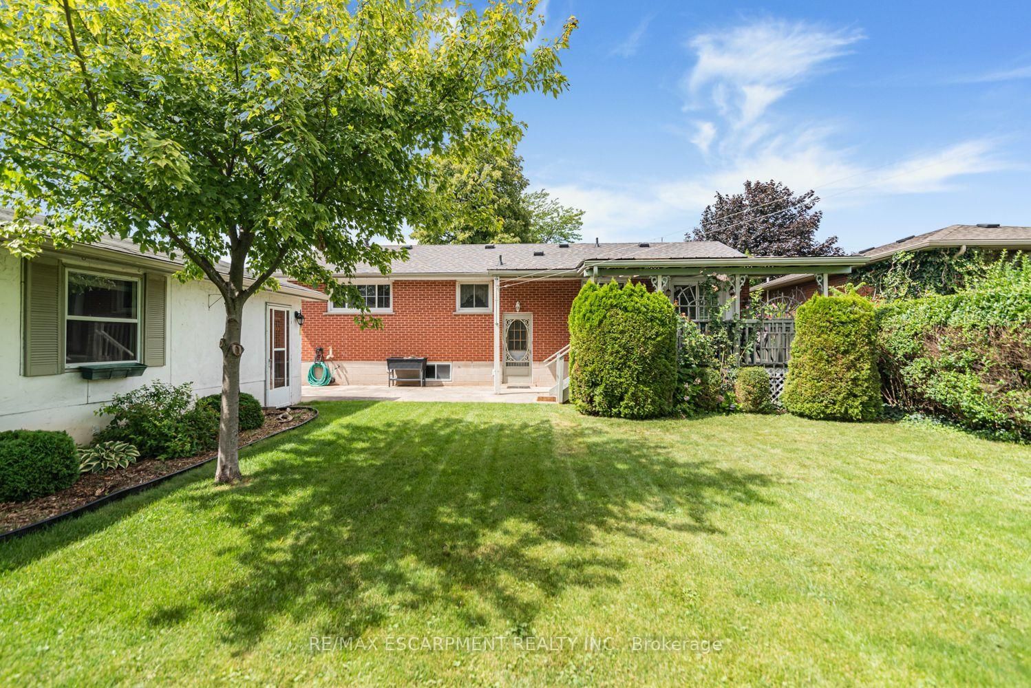 37 Lorne Avenue • Grimsby, ON photo 34