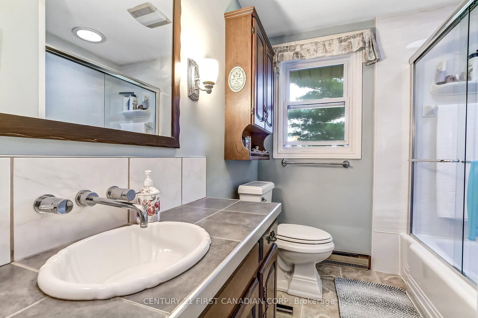 6892 Century Drive • Strathroy-Caradoc, ON photo 10